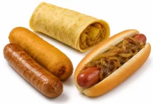 SAUSAGES & SNACKS